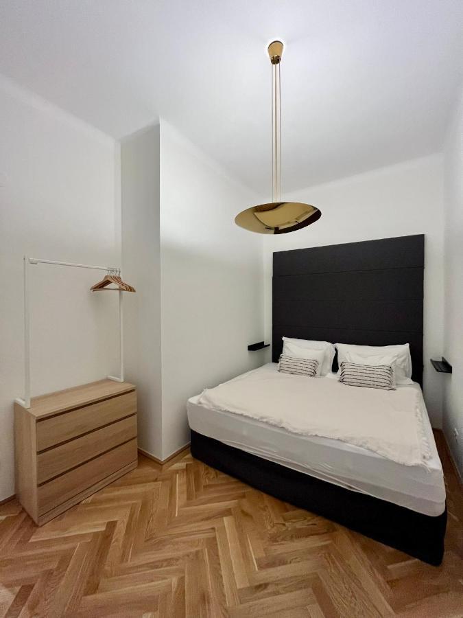 Zentrale Wohlfuehloase Apartamento Viena Exterior foto