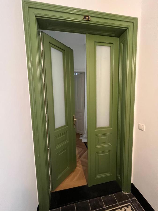 Zentrale Wohlfuehloase Apartamento Viena Exterior foto
